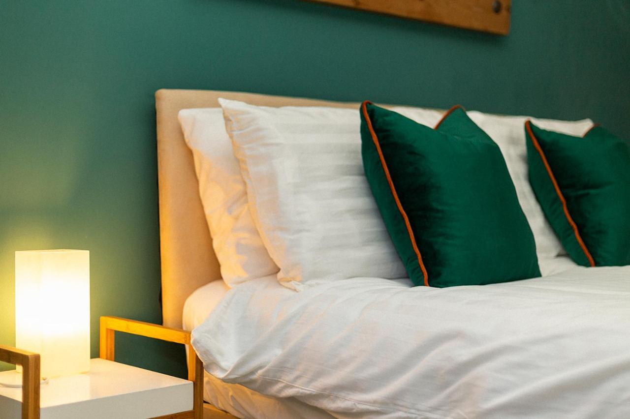 Stylish & Cosy Margate Escape With Hot Tub And Log Burner Dogs Welcome Экстерьер фото
